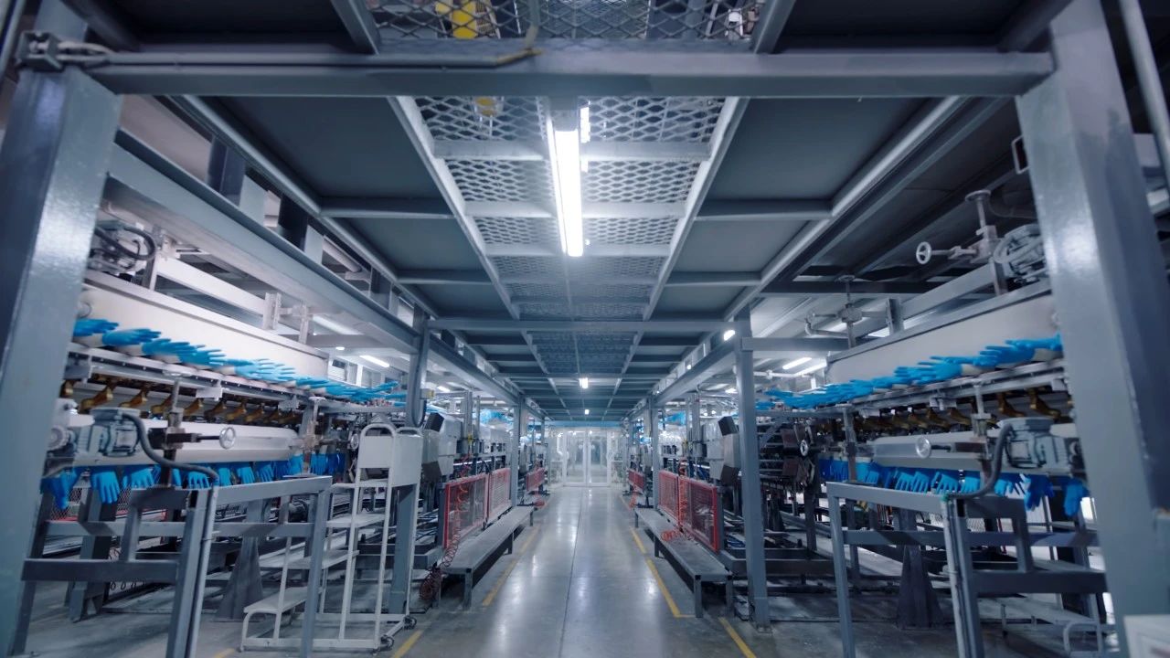 UED在线医疗是中国最大的一次性手套制造商、全球最大的一次性丁腈手套供应商。